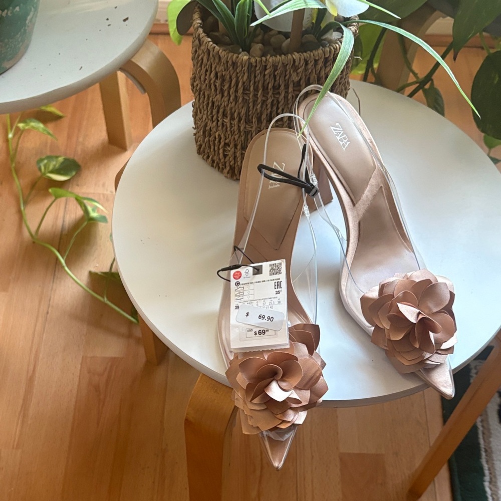 Zara Women's Beige Floral Heels - Picture 2 of 6